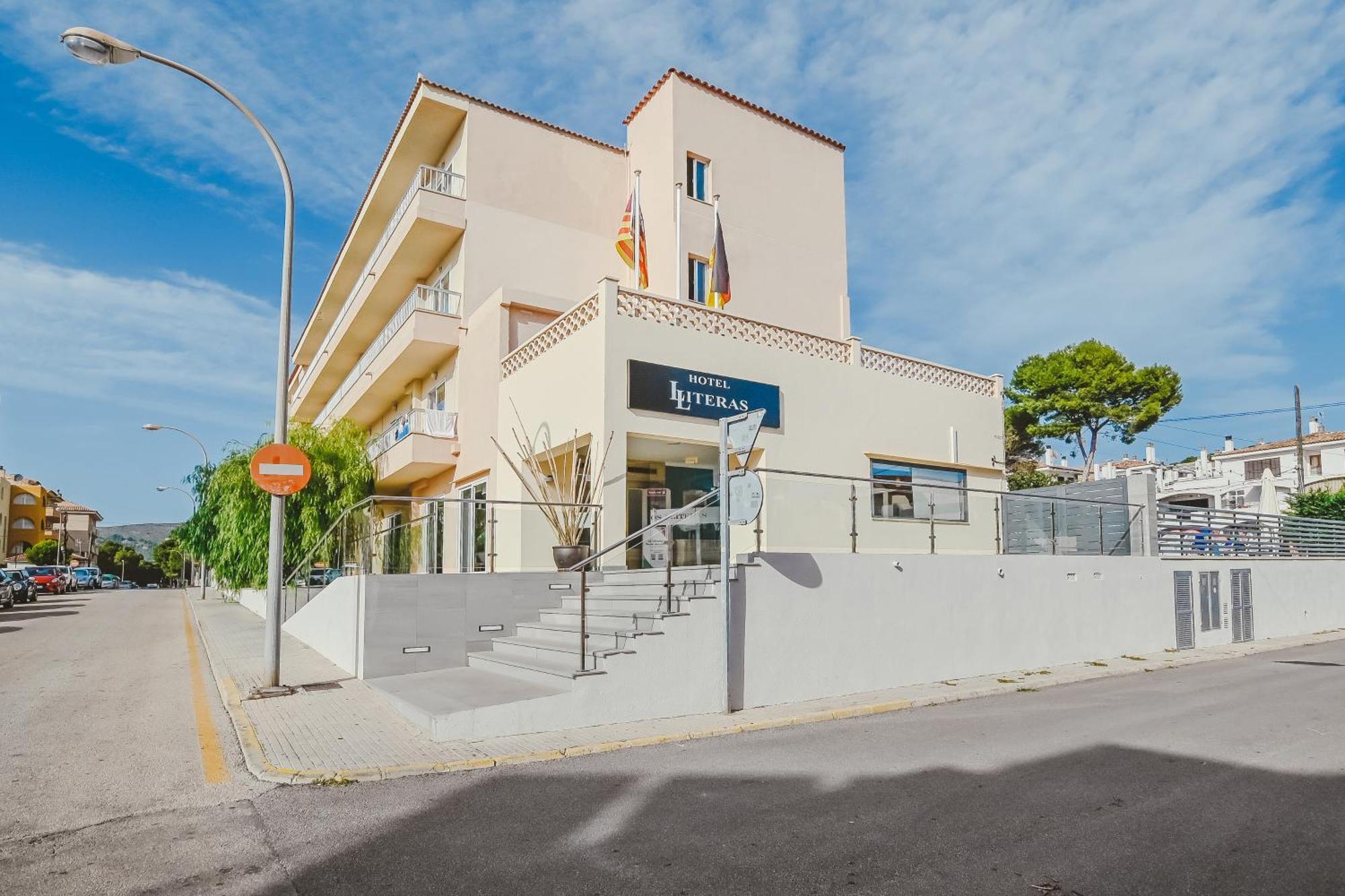 Hotel Lliteras Cala Ratjada  Exterior photo